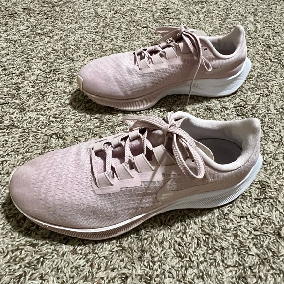 Nike Air Zoom Pegasus 37 Pink - Picture 11 of 14
